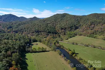 4136 Rose Creek Road, Franklin, NC 28734 - Photo 17