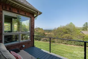 28 Tudor Crescent Ct, Hendersonville, NC 28739 - Photo 37