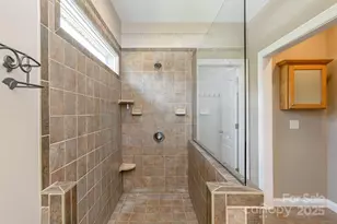 28 Tudor Crescent Ct, Hendersonville, NC 28739 - Photo 25