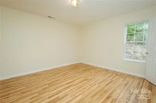 207 Lakeview Dr, Marion, NC 28752 - Photo 45