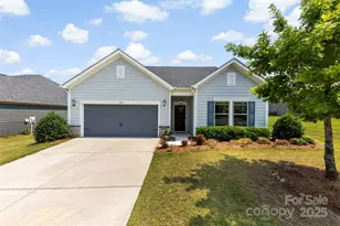 5727 Lavaux Ct, Charlotte, NC 28214 - Photo 1