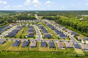 5727 Lavaux Ct, Charlotte, NC 28214 - Photo 25