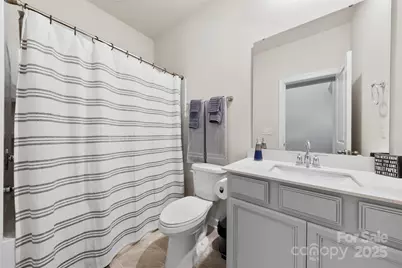 5727 Lavaux Court, Charlotte, NC 28214 - Photo 7