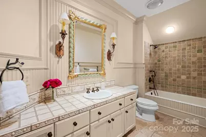 4523 Fox Brook Lane, Charlotte, NC 28211 - Photo 25