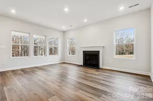 908 Westminster Dr, Statesville, NC 28677 - Photo 3