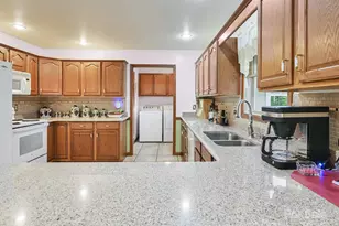 20 Brooks Cove Rd, Candler, NC 28715 - Photo 17