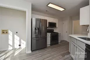 330 Kilmer Ln, Mooresville, NC 28115 - Photo 9