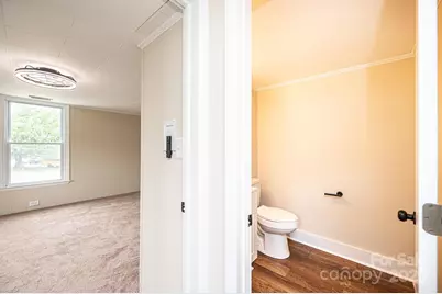 210 W 15th Street, Newton, NC 28658 - Photo 35