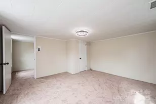 210 W 15th St, Newton, NC 28658 - Photo 33