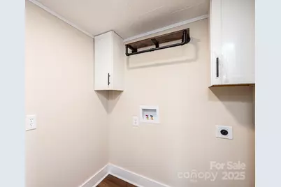 210 W 15th Street, Newton, NC 28658 - Photo 23