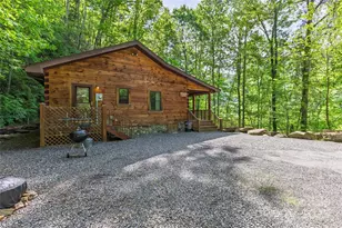 242 Eagles Roost Rd, Bryson City, NC 28713 - Photo 5