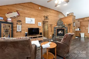 242 Eagles Roost Rd, Bryson City, NC 28713 - Photo 9