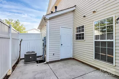 2045 Flushing Court, Charlotte, NC 28215 - Photo 25