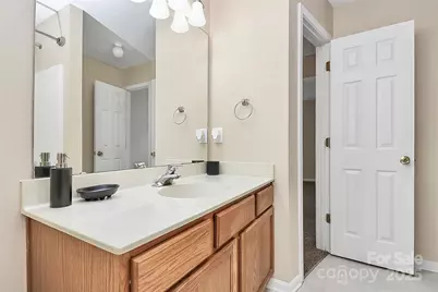2045 Flushing Court, Charlotte, NC 28215 - Photo 21
