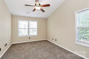 2045 Flushing Ct, Charlotte, NC 28215 - Photo 13