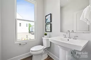 2009 Clarksdale Dr, Charlotte, NC 28206 - Photo 11