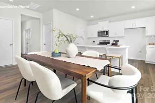 5540 Pamplona Wy, Charlotte, NC 28214 - Photo 5