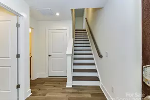 6013 Pivot Ct, Charlotte, NC 28205 - Photo 3