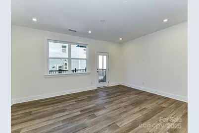 6013 Pivot Court, Charlotte, NC 28205 - Photo 7