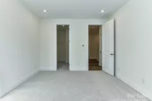 6013 Pivot Ct, Charlotte, NC 28205 - Photo 15