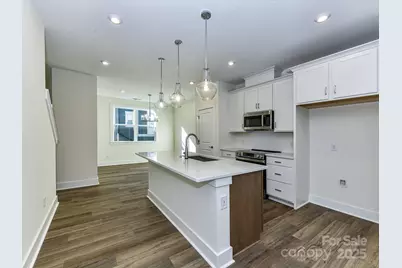 6013 Pivot Court, Charlotte, NC 28205 - Photo 9