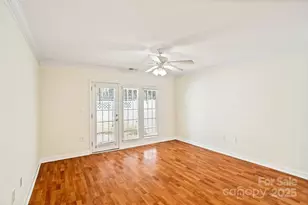 1215 Green Oaks Ln, Charlotte, NC 28205 - Photo 13