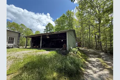 630 Deer Chase Circle, Cedar Mountain, NC 28718 - Photo 5