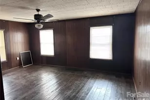 208 E Main St, Cleveland, NC 27013 - Photo 45