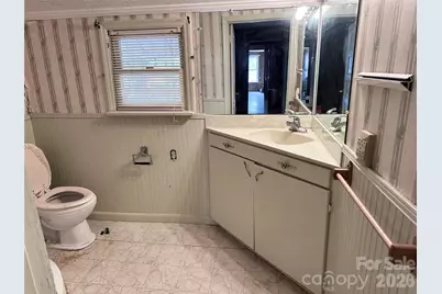 208 E Main Street, Cleveland, NC 27013 - Photo 37