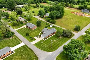 301 Museum Rd, Statesville, NC 28625 - Photo 43