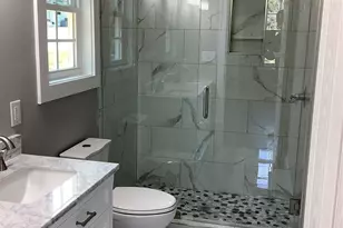 302 W 2nd St, Lowell, NC 28098 - Photo 9