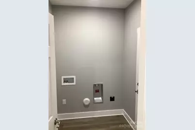 302 W Second Street, Lowell, NC 28098 - Photo 11