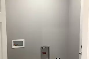 302 W 2nd St, Lowell, NC 28098 - Photo 11