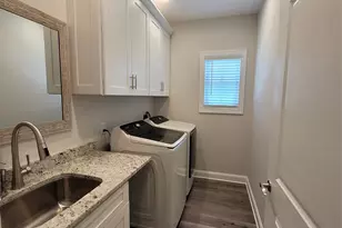 5118 Regents Pk Dr, Hickory, NC 28602 - Photo 11