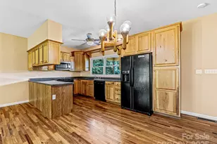 600 Charisma Dr, Marshall, NC 28753 - Photo 23