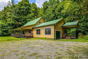 600 Charisma Dr, Marshall, NC 28753 - Photo 3