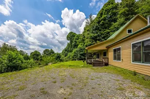 600 Charisma Dr, Marshall, NC 28753 - Photo 9