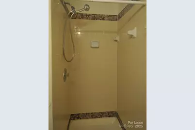 1600 H Arlyn Circle, Charlotte, NC 28213 - Photo 17