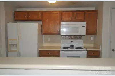 1600 H Arlyn Circle, Charlotte, NC 28213 - Photo 5