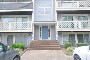 9500 L Shannon Green Dr, Charlotte, NC 28213 - Photo 1