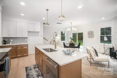 4547 Kings Court, Hickory, NC 28602 - Photo 9