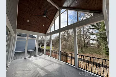 1061 The Glen Street, Statesville, NC 28677 - Photo 5