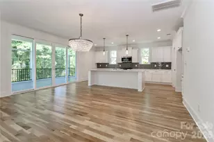 1061 The Glen St, Statesville, NC 28677 - Photo 5