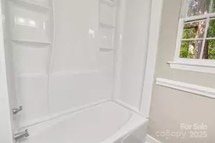 3637 Glenville Ave, Charlotte, NC 28215 - Photo 11