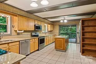 50 Whiskey Creek Rd, Hendersonville, NC 28739 - Photo 9