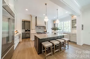 2113 Brandon Cir, Charlotte, NC 28211 - Photo 11