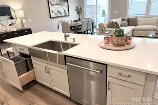 12051 Lavinia Ln, Charlotte, NC 28277 - Photo 7