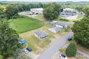 206 13th St, Belmont, NC 28012 - Photo 13