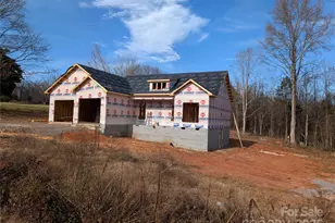 5190 Joseph Ct, Hickory, NC 28602 - Photo 3