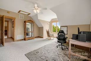 2912 Windswept Ridge Rd, Marshall, NC 28753 - Photo 19